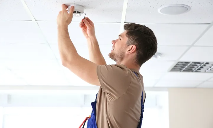 Installation de Détecteurs de Fumée